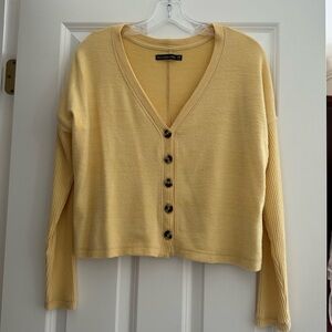Abercrombie & Fitch open v-neck cropped cardigan